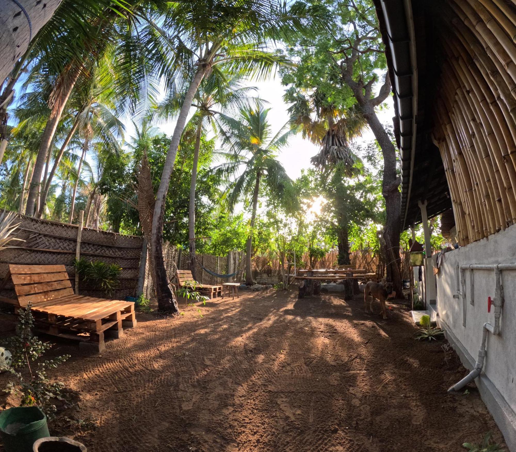C U Hostel Trincomalee Exterior photo